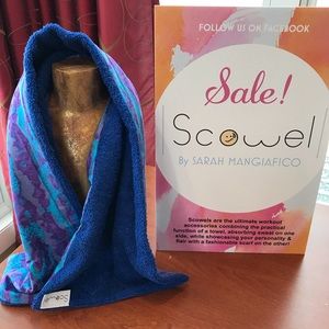 SCOWEL: Towel/scarf fitness accessory. Sweat&Mode